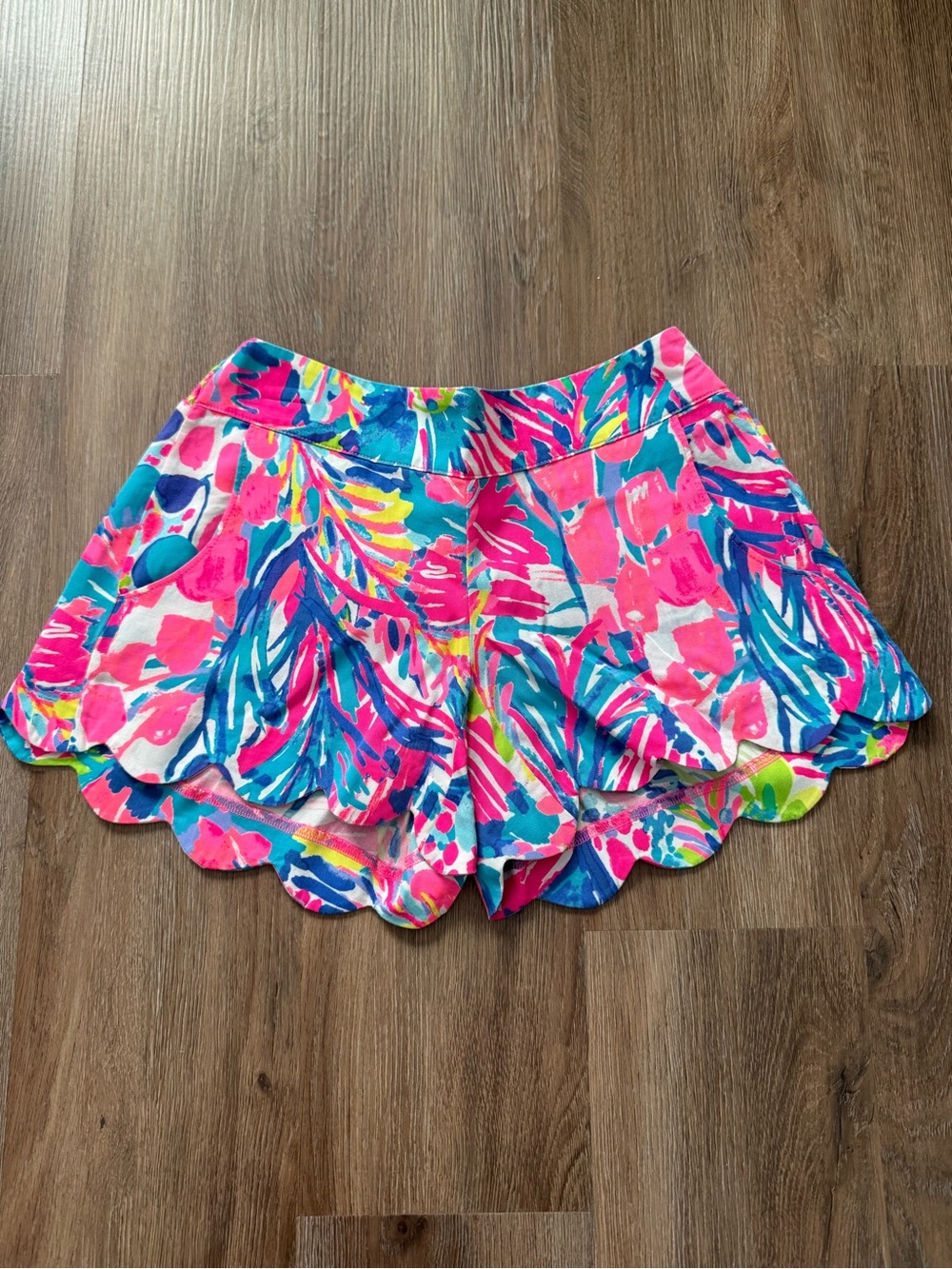 Lilly Pulitzer Pink Multicolor Abstract Floral Shorts